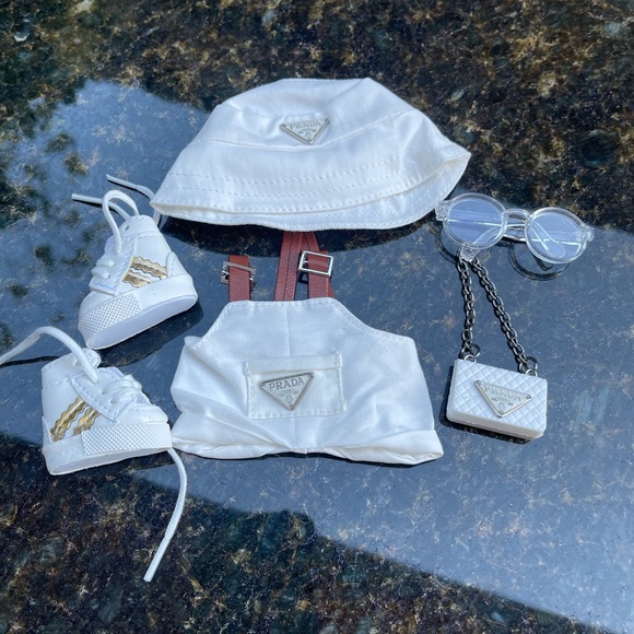 Labubu clothes set - Picture 2 of 3